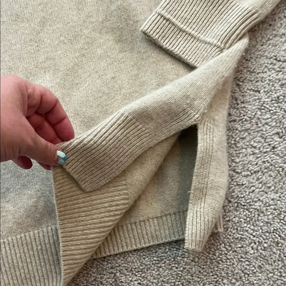 Naadam Women's V-Neck Cashmere Sweater in Beige - Picture 4 of 8